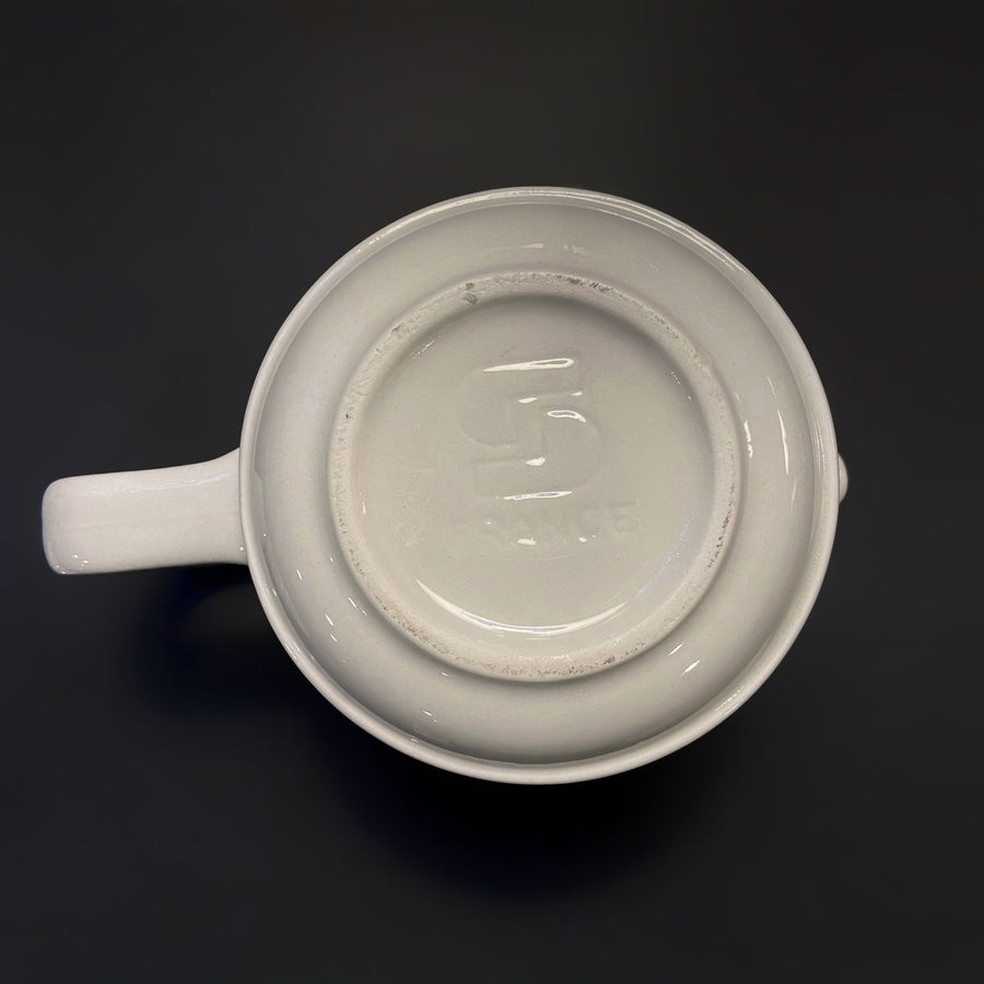 White porcelain tea pane